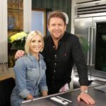 Jenni Falconer Instagram - Always an absolute honour to go and have food cooked for you by @jamesmartinchef. 😍 James, thanks for having me back on @saturdayjamesmartin, was great to see you and chat all things running and @smoothradio. 💜 Equally lovely to meet super speedy bike legend @jm130tt, and top chefs @paulainsw6rth, @johnhookerchef and @markbirchall. #jamesmartin #runnershigh @itv