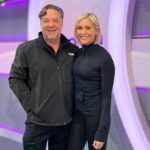 Jenni Falconer Instagram - A Hollywood legend visited the Smooth studio today! Keep your eyes peeled for our interview with Russell Crowe 🌟 #russellcrowe
