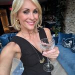 Jenni Falconer Instagram – Saturday night, Party time… 🥳 🥂 

@amyirving we are coming for you. 💖💖💖

#amyis40 #amys40th #studio54