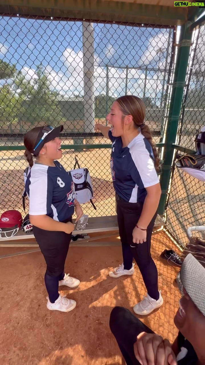 Jennie Finch Instagram - @mlbdevelops BreakThrough Series was a blast, we ended with a bang! Thank you @mlb staff & coaches for pouring into these athletes and providing such incredible opportunities for the next generation! The best is yet to come!