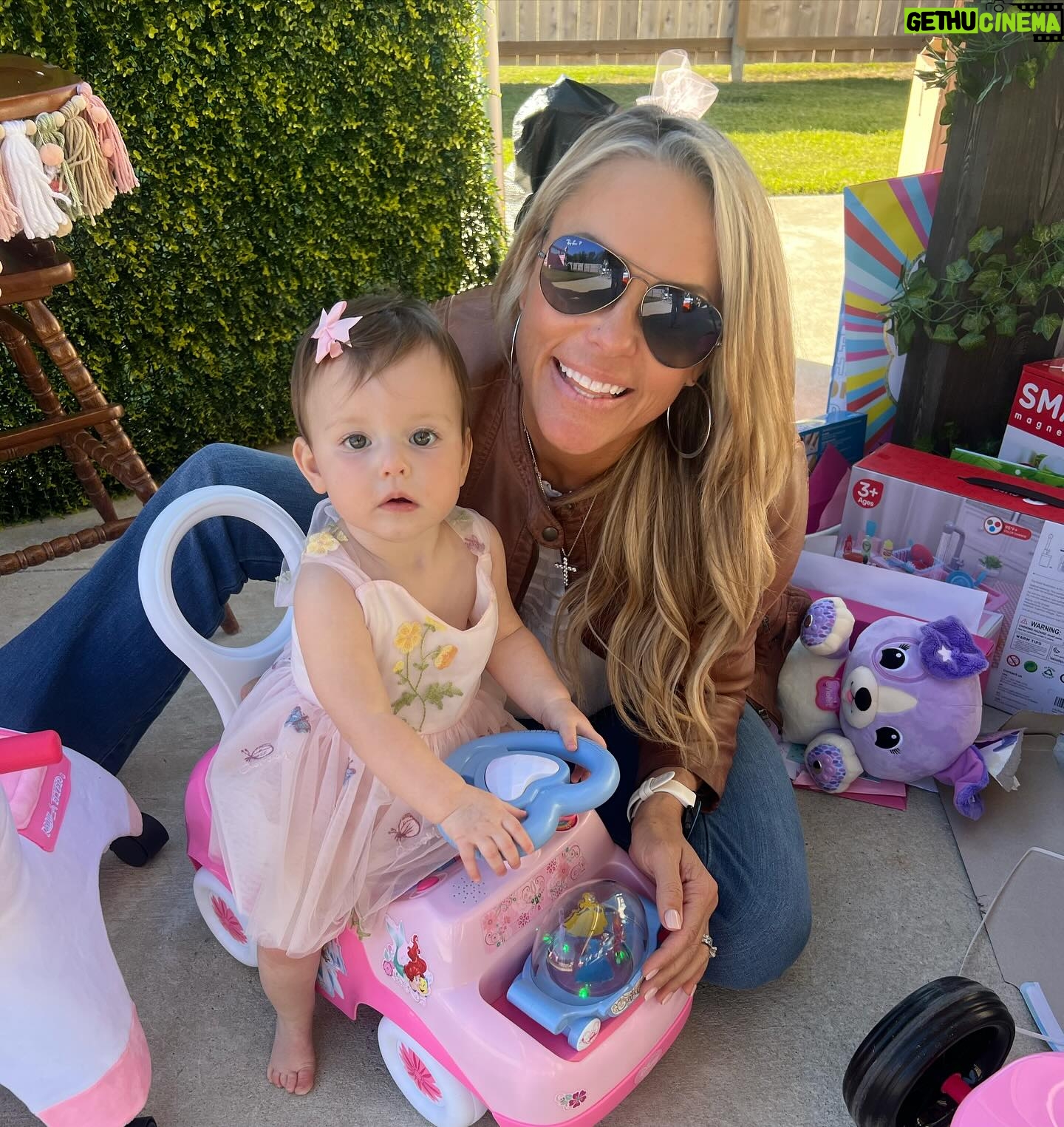 Jennie Finch - 3.1K Likes - Our sweet CeCe girl (niece) turned 1 today with the sweetest celebration! 🥰🎂🍭 Family time is the best time! 🙏🏽🩷