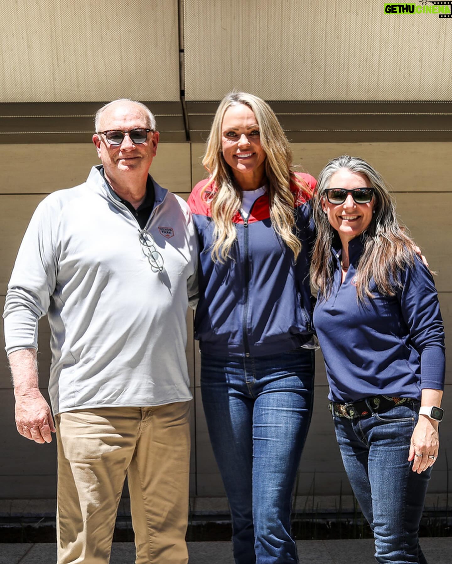 Jennie Finch Instagram - The celebration continued for our new stadium partnership with @DevonEnergy! Jennie Finch was honored as a guest speaker for the event and had a moving words on this partnership and what it means to the sport! (Slide 3 & 6). #USASoftball, OKC Spark, OU Softball, and OSU Softball had representatives at the Devon Employee Event in Downtown OKC at the Devon Tower to sign autographs and throw some batting practice!