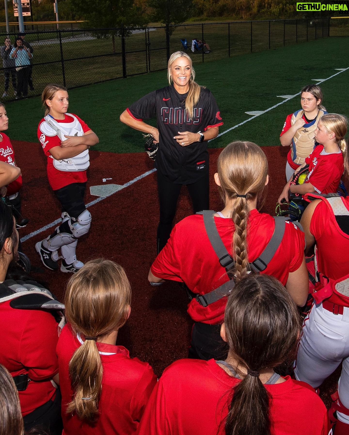Jennie Finch Instagram - The eight-city Jennie Finch pitching clinic tour concluded yesterday at the Cincinnati Reds Youth Academy!🥎