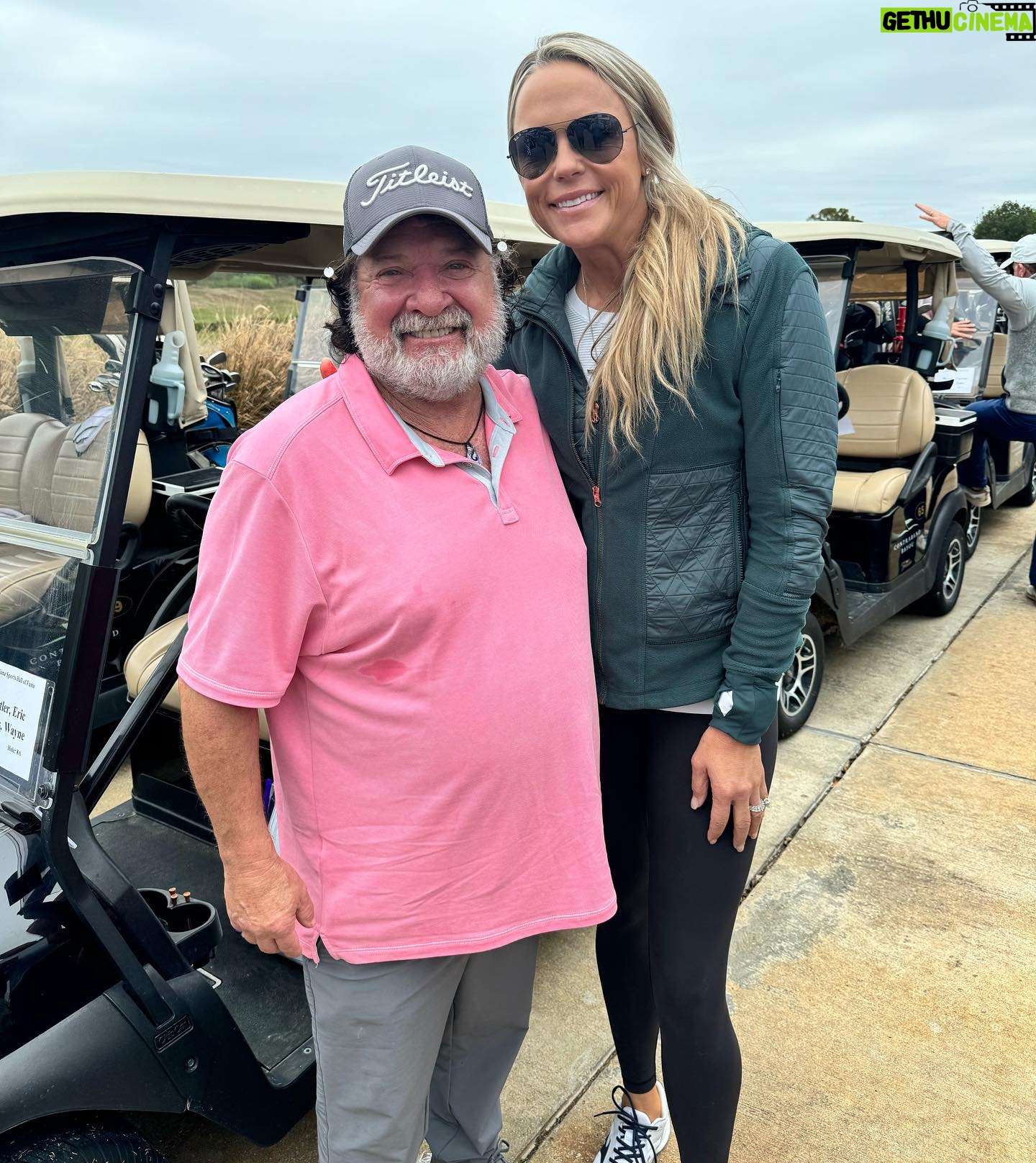 Jennie Finch Instagram - Mr. Wayne Toups y’all!!! @waynetoupsmusic A good day on the golf course (I actually hit it straight!!!) for the @lasportshall Golf Tournament @laubergelc