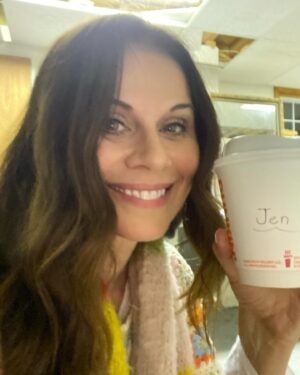 Jennifer Taylor Instagram - Thank you @verdiproductions.ri for a wonderful experience on your set in RI. Everyone in the cast and crew were amazing! @cerinavincent you are a joy! #rhodeisland #makingmovies 
@patinomgmt