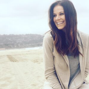 Jennifer Taylor Instagram - Photo of me compliments of my daughter. ❤️#thanksbabygirl
#mothers #daughters 
#beach