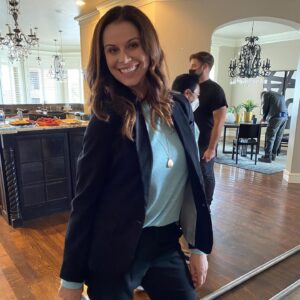 Jennifer Taylor Instagram - Day 2 on #HostageHouse Pic by @richardswitzer @dawnslightmedia 
.
.
.
.
#setlife #moviemaking #actress #oklahoma #saycheese