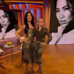 Jennifer Ashton Instagram - When supermodel @kimoraleesimmons takes a pic, it’s necessary to strike your BEST model pose! 🤣🐯It’s a dolce kinda day here at @abcgma3