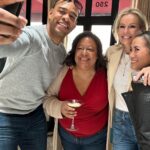 Jennifer Ashton Instagram - GMA3 off-site: I LOVE this squad so much! Four years, over a thousand hours of television, 3 Emmy nominations, and a zillion examples of why our producers/director/editors/graphics/ops’s talent, spirit, heart, excellence, high standards, understanding, kindness and humor is the secret sauce in making the best team in network tv. I love you all ❤️💫❤️💫 (and thanks to my husband for making a cameo😍) #gma3 #workfam