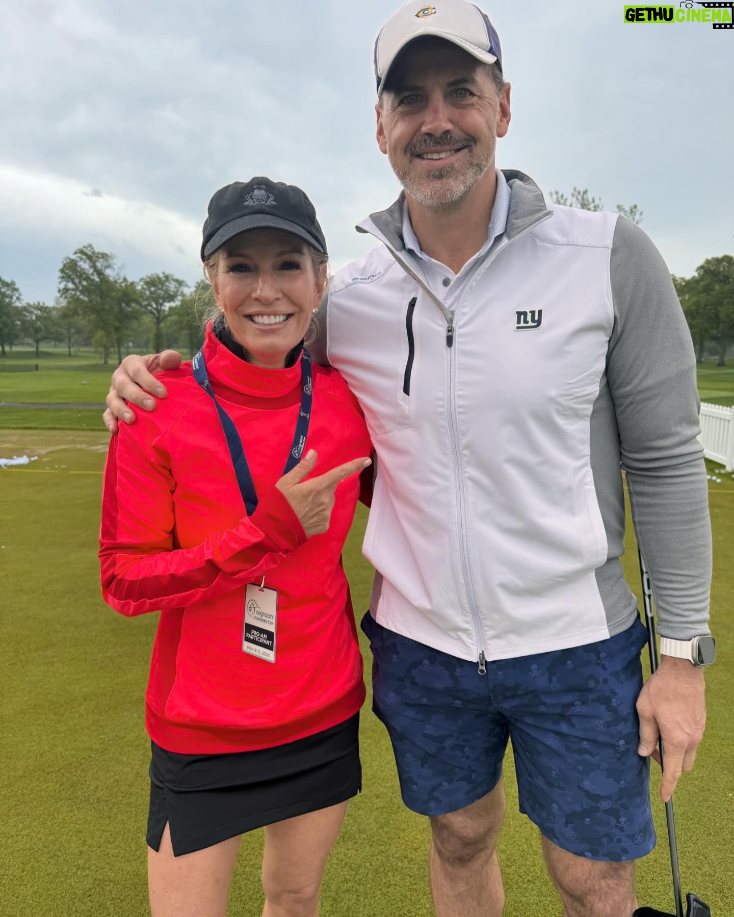 Jennifer Ashton Instagram - My first LPGA Pro-Am in the books! I was so nervous but then ran into former NJ Giants player Shaun O’Hara on the practice range and we cracked some jokes about @michaelstrahan and it loosened me right up! I was excited but also worried to be playing with such experienced and skilled golfers (i didn’t want to slow them down lol) but these women really made it fun, and therefore I played well (for me)! On one hole, we even played off my ball on the green!👀👀👀⛳️Getting to play with and talk to professional golfer @cknightgolf33 was a real thrill, and our group was just overall cool and inspiring! Thanks to @stephshortstak @kathryntappen @molliemsamaan @lpga_tour for including me! This is such a great sport and I’ve loved everything about it since starting 3 years ago! #golf #LPGA #PROAM #lpgafits