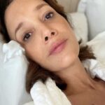 Jennifer Beals Instagram - Rise, shine and offer your gifts to the world. Have a great day 💛