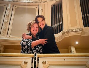 Jennifer Beals Instagram - Chi town. 

1-3.
You know your mother is beloved when after the concert her pal, virtuoso trumpet player Esteban Battalan, leads a merry cadre of horns in a rousing happy birthday. 

4. The ever changing face of the lake. 

5. My bff from the Bonne Bell watermelon days to the present. 
Sweet friendship, like dates in the desert. 

#chicago