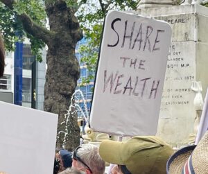 Jennifer Beals Instagram - From yesterday’s electrifying @equityuk rally. We at @SAGAFTRA are on strike so that all members can make a livable wage, and work with dignity and respect under a FAIR contract. The business has changed and like the economic repercussions around North America the middle class is being squeezed out. Currently 87%of the membership cannot qualify for our Health and Pension plan because they make less than the $26,470 needed for the eligibility threshold. Our antiquated contracts have not kept up with the cost of living, or the restructuring of the business. The AMPTP would have us believe the train has left the station, but we know that’s not true. We can stop it here and now and revise the system. We can do it together.  Thank you @equityuk for having our backs.