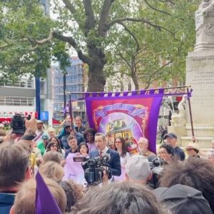 Jennifer Beals Instagram - From yesterday’s electrifying @equityuk rally. We at @SAGAFTRA are on strike so that all members can make a livable wage, and work with dignity and respect under a FAIR contract. The business has changed and like the economic repercussions around North America the middle class is being squeezed out. Currently 87%of the membership cannot qualify for our Health and Pension plan because they make less than the $26,470 needed for the eligibility threshold. Our antiquated contracts have not kept up with the cost of living, or the restructuring of the business. The AMPTP would have us believe the train has left the station, but we know that’s not true. We can stop it here and now and revise the system. We can do it together.  Thank you @equityuk for having our backs.