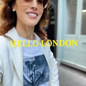 Jennifer Beals Instagram - Hey London, I have a crush on you. 😉❤️

🎶: A Beautiful Sea from Sing Street