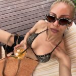Jennifer Boyner Instagram - 🍹