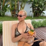 Jennifer Boyner Instagram - 🍹