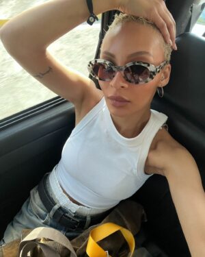 Jennifer Boyner Instagram - bigbig🧳
