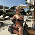 Jennifer Boyner Instagram - Sezonu açmış bulunmaktayım 👙⛱️🍹