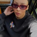Jennifer Boyner Instagram - l’ m taking care of her 🙂