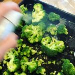 Jennifer Carpenter Instagram - (Sound way up) it sounds like screaming! Ohhhhhh that’s what they meant by “choppin’ broccoli” #broccoli