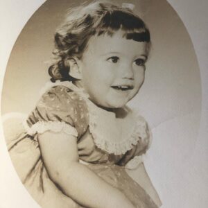 Jennifer Carpenter Instagram - She didn’t seem this cute when she was breaking up our parties...
#happymothersday Mama♥️ #thank you #loveyou