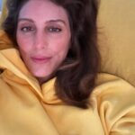 Jennifer Esposito Instagram - When your sweatshirt matches your sheets. The years I wasted on trying to be what I was being told I should be. As you get older you wake up ,(hopefully) to realizing those “should-be’s” were less about helping you on your way through life and more about helping them have you behave in theirs. . In the next couple of months I’m going to take you with me on the journey to releasing my film, Fresh Kills, to the world. As so many of you have followed and supported this journey, I feel you also need to see the celebration. Although when I say celebration- this does NOT mean things are all easy now. That would be a NO. However, I hope to inspire you even more of the possibilities that can happen if you REFUSE to give up on YOU!!!! Stay tuned. There will also be many ways you can come on the journey and maybe even wind up at the premiere with me 😁🕺🏻. Follow here and especially @freshkillsfilm for alllll upcoming news. Get ready to get sick on me telling you to GO FOR IT! Xoxo And yes, I still teach and always will. New class starts online this Sunday! You do NOT need to be a professional writer/actor/director. Link in bio