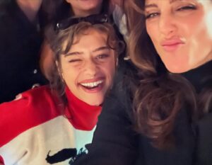 Jennifer Esposito Instagram - No amount of words to describe the love I have for this group. Tireless, endless supportive tenacity, goodness and sheer determination to insist that ALL stories be heard. seen and that they matter!!! I love each and everyone of you here and who show up and show support. I truly am so beyond grateful for the hope you give me that I’m not wrong in believing that audiences STILL very much CRAVE real, human, connection through simple storytelling. I love you  @leslieowen_omg @3fttoss @chriscrokos @odessaazion @emily_bader @francomaicas amd all who are not pictured here who came out to support Thanks @steliosavante @thelinzytaylor and the amazing @pamelaadlon for joining us on this magical evening. And again thanks to @tedgibson and @albrightfashionlibrary @patriciablack for the hair and the fancy get up. And a huge thank you to @vwineloungepalmsprings for allowing us to corrupt your establishment