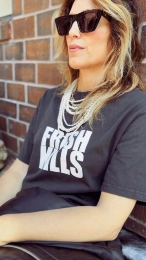Jennifer Esposito Instagram - Another day of my press tour with Chi Chi Pr and Associates. 
Support Fresh Kills any way you can. So I can retire from Chi Chi. June 14. FreshKillsmovie.com 
Pls leave a review on IMDB if you e seen the film! 

@anniepisapia @sonofthundernyc I love you both