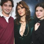 Jennifer Esposito Instagram - This woman right here- @jenniferkhowell of @theartofelysium hosted Fresh Kills in celebration of our crazy journey, the hope we had for our self made film and the absolute necessity of ART!!! She believes, as I do, that art heals!!! It’s simply the most important thing we have in understanding one another and healing our differences. Independent films, truly indie films, are a dying breed and are so VITAL! They offer a different perspective that what the main stream movies are giving you! Please support them when you can. It’s the ONLY way you will see new, different, stories and voices that represent us ALL!!! On behalf of myself, my team and our film, FRESH KILLS, thank you for such an amazing evening surrounded by likeminded artists. Thanks @chriscrokos for introducing me to this amazing group who is doing such important work. And the incredible musican @milckmusic blew us away. @leslieowen_omg @sjsprecher @chris.tricarico @emily_bader @francomaicas @tkhuntress @alicia_coppola