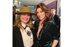 Jennifer Esposito Instagram - This woman right here- @jenniferkhowell of @theartofelysium hosted Fresh Kills in celebration of our crazy journey, the hope we had for our self made film and the absolute necessity of ART!!! She believes, as I do, that art heals!!! It’s simply the most important thing we have in understanding one another and healing our differences. Independent films, truly indie films, are a dying breed and are so VITAL!  They offer a different perspective that what the main stream movies are giving you!  Please support them when you can. It’s the ONLY way you will see new, different, stories and voices that represent us ALL!!! 
On behalf of myself, my team and our film, FRESH KILLS,  thank you for such an amazing evening surrounded by likeminded artists. Thanks @chriscrokos for introducing me to this amazing group who is doing such important work. 

And the incredible musican @milckmusic blew us away. 

@leslieowen_omg @sjsprecher @chris.tricarico @emily_bader @francomaicas @tkhuntress @alicia_coppola