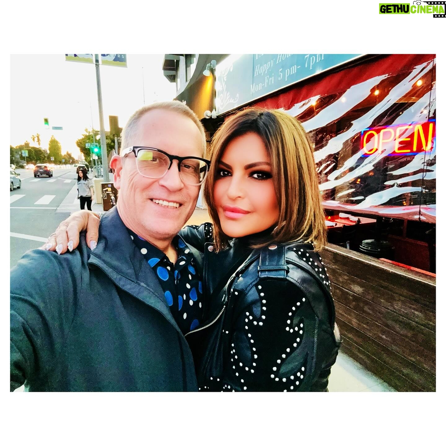 Jennifer Gimenez Instagram - It’s the big things, it’s the small things but more importantly it’s the in between things that matter most “our moments”. @timryandopeman #TimJenn #Powercouple #WeAreAForce #DopeToHope #JenniferGimenez #TimRyan #Recovery #Sober #SuperModel #Actress #Actor #Fashion #Movies #RealityShows #TVPersonalities #Writer #ChangeMaker #Influencer #Speaker #Interventionist #Podcast #TheTimAndJennShow #SoberIsSexy