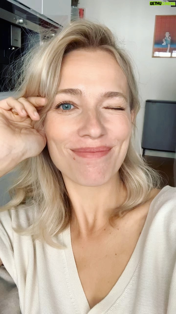Jennifer Hoffman Instagram - Ik heb allemaal vragen beantwoord in mijn story. En vond dat heel erg leuk en voor herhaling vatbaar 😃