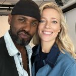 Jennifer Hoffman Instagram – Clayton. De man die nooit naar mij luistert. Waardoor ik er een stuk beter uitzie 💙
#puttingmakeuponmelikeaboss 
#makeupisart 
#keepyoureyesopen #clayton 
@claytonleslie
