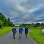 Jennifer Holland Instagram - 🚶🚶🚶 #ireland #ashfordcastle