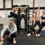 Jennifer Holland Instagram – When the gorgeous ladies of @dcofficial #Superman invite you to workout with them and our personal trainer @paolomascitti at 6:45am, you DO NOT hesitate. 
Okay, maybe you hesitate a little, but you do it without complaint.
Or, maybe you complain… an embarrassing amount.
Probably your under-eyes will never look the same.
But, definitely worth it. #worthit #bestcastever 

#harcourt #emiliaharcourt #peacemaker #theengineer #angelaspica #eveteschmacher #loislane
