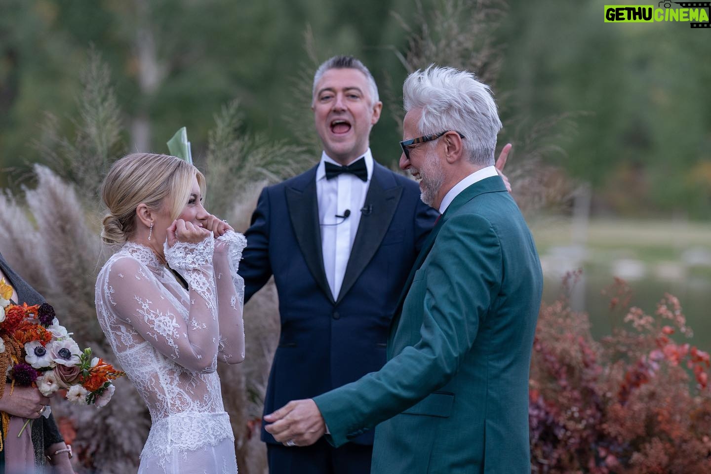 Jennifer Holland - 73K Likes - James! Thank you for sharing your love, life and family with me. Thank you for choosing me, for elevating me, and for always making me belly laugh. Here’s to many more years to follow the first extraordinary 7.
………………………………………..
@jamesgunn and I got married surrounded by the most beautiful humans, the most magical scenery, and endless love and laughter. My gratitude is bursting at the seams. Thank you to every single staff member who worked so hard to make this event special for us and for our guests. It was so seamless and stunningly beautiful, I felt like I was in a movie. We only had one uninvited guest: Mr. Bull Moose. But, he sort of lives there. So, I guess we were in his home.
My Hair: @lisasatornhair
My MU: @rachelgoodwinmakeup
James grooming: @louisemooninc
Stylist: @carrielauren
@lexfordays @victordevita
Photos 1,2,3,4,6,7,9: @jonnymarlow
Photos 5, 8: @jessmigliophoto
Event coordinator: @eksevents
