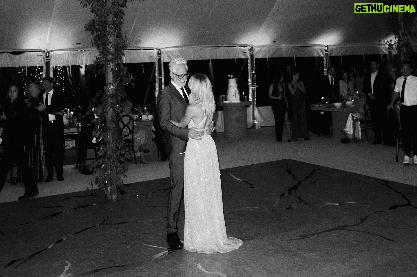 Jennifer Holland - 73K Likes - James! Thank you for sharing your love, life and family with me. Thank you for choosing me, for elevating me, and for always making me belly laugh. Here’s to many more years to follow the first extraordinary 7.
………………………………………..
@jamesgunn and I got married surrounded by the most beautiful humans, the most magical scenery, and endless love and laughter. My gratitude is bursting at the seams. Thank you to every single staff member who worked so hard to make this event special for us and for our guests. It was so seamless and stunningly beautiful, I felt like I was in a movie. We only had one uninvited guest: Mr. Bull Moose. But, he sort of lives there. So, I guess we were in his home.
My Hair: @lisasatornhair
My MU: @rachelgoodwinmakeup
James grooming: @louisemooninc
Stylist: @carrielauren
@lexfordays @victordevita
Photos 1,2,3,4,6,7,9: @jonnymarlow
Photos 5, 8: @jessmigliophoto
Event coordinator: @eksevents