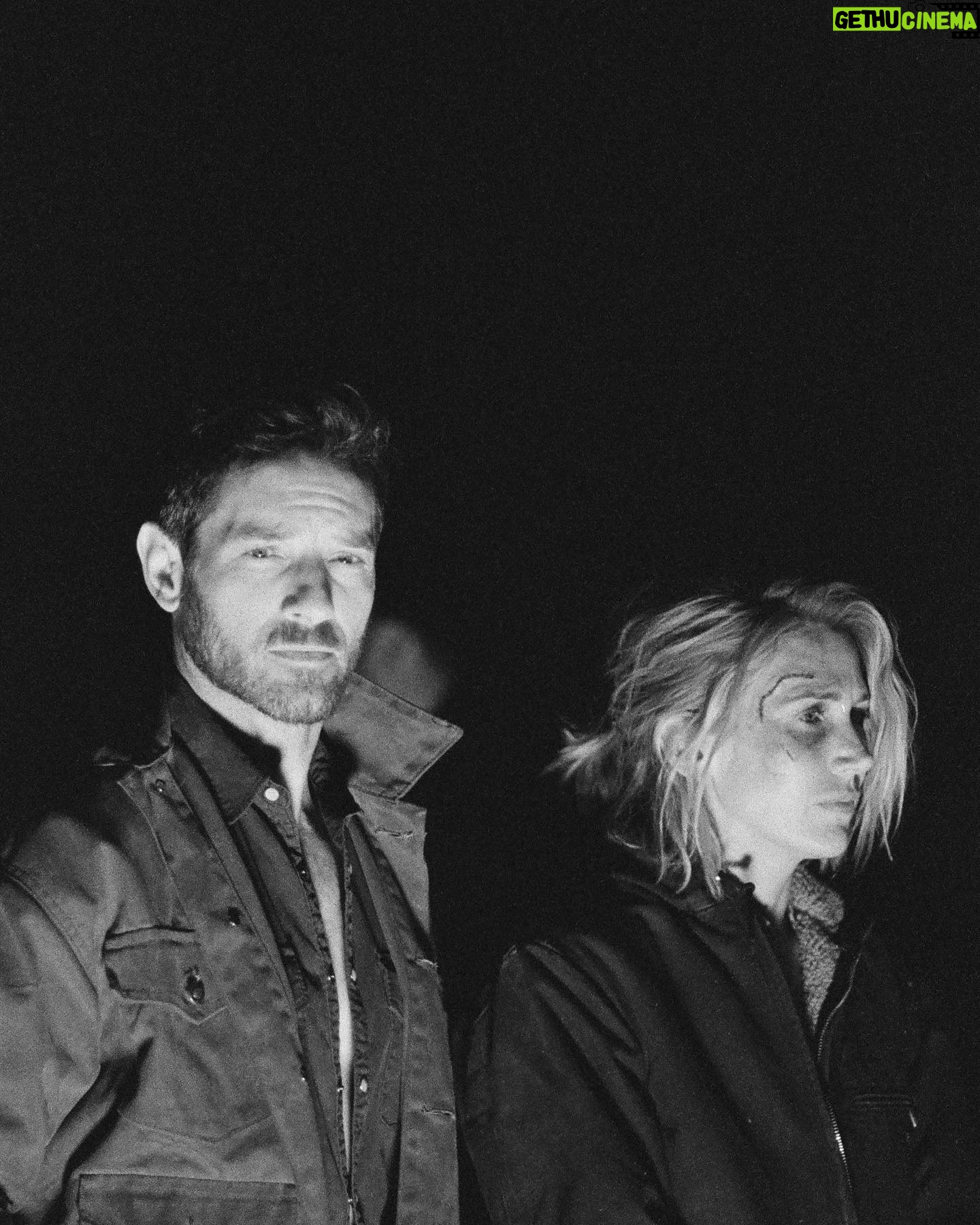 Jennifer Landon Instagram - Tonight. Season Finale of Yellowstone.🔥 Get ready. @yellowstone @ianbohen #yellowstonetv 📷 cred @_jeffersonwhite