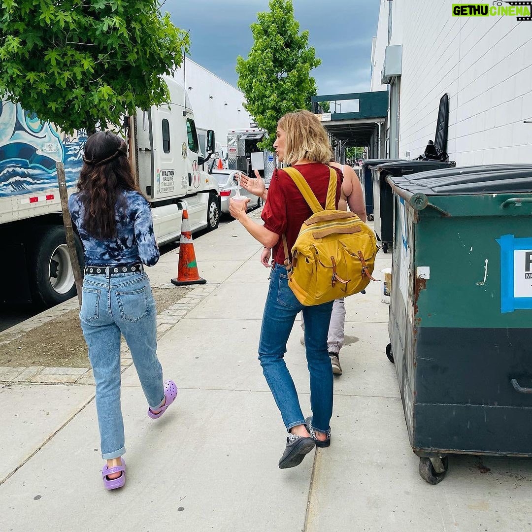 Jennifer Landon Instagram - So happy to be back with my fave human @yayagosselin . @vanleeuwenicecream for the win. #fbimostwanted #vanleeuwen #favehuman