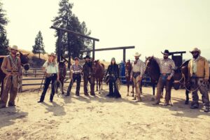 Jennifer Landon Instagram - Let’s Go to Work. 
@yellowstone #yellowstonetv  #yellowstonefinale
