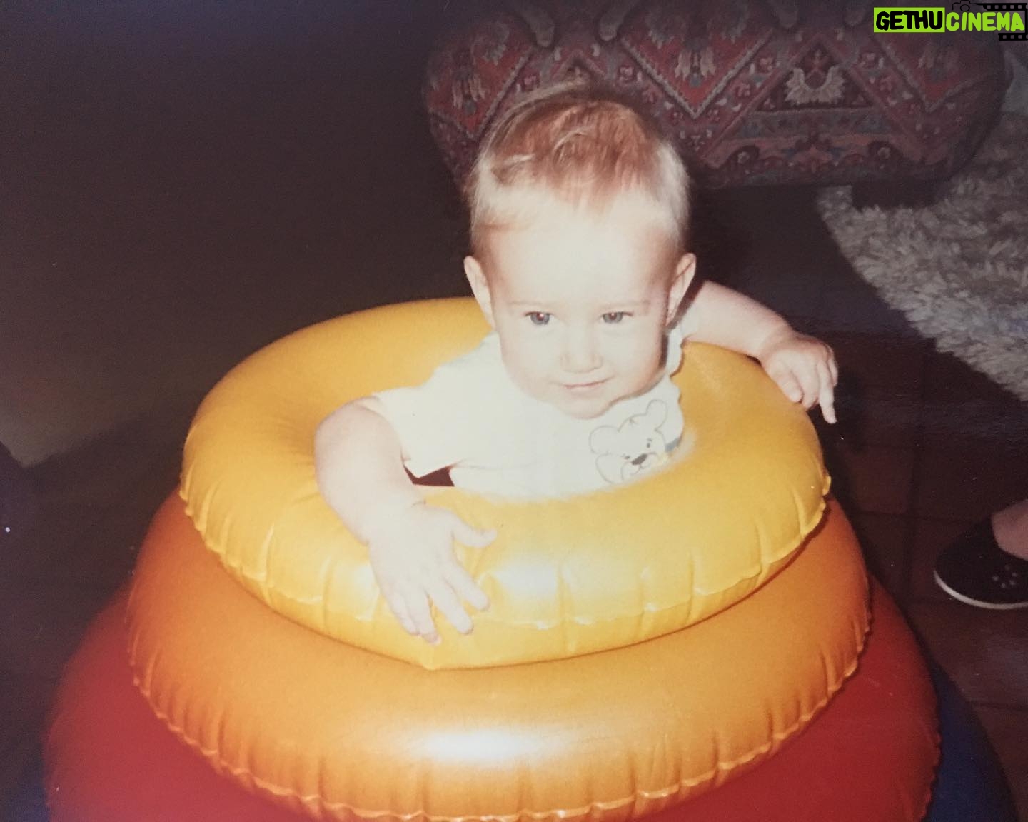 Jennifer Landon Instagram - Love pride. Hate crowds. So here’s a photo of me as a baby-gay in a 🌈 thing, flipping the bird. #pride