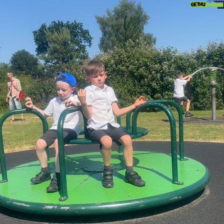 Jennifer Metcalfe Instagram - Happy 6th birthday to the light of my life ♥️