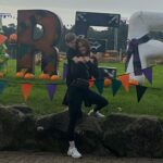 Jennifer Metcalfe Instagram - Kicking off Halloween season @altontowers with my boy 🥰 they know how to do it there 😅😅🧟‍♀️🧟‍♂️ 🎃 🍁 altontowers #scarefest #prinvite #ad @runraggeduk