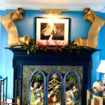 Jennifer Nettles Instagram - It’s getting Christmassy up in here. And lo, Stevie Nicks on our mantle, brings you good tidings of great joy! @stevienicks