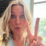 Jennifer Nettles Instagram - Woo-hoo!!! @farmeronfox (Farmer Wants a Wife) is picked up for a second season!!! Sowing the seeds of love yet again!!!! @realityclubfox