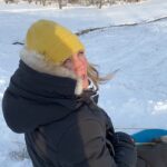 Jennifer Nettles Instagram – “I give you, the ‘Go Big Snow’.” Tune in this week where our acts will be attempting to approach this level of badassery, puns and thrills! @gobigshowtbs @tbsnetwork (@tpain @rosariodawson @americannightmarecody @bertkreischer , come join me on the hill!)