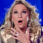 Jennifer Nettles Instagram - The first look trailer is HERE! @gobigshowtbs season 2 premieres January 6th on TBS and the acts are BIGGER and better than ever!  #gobigshow