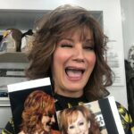 Jennifer Nettles Instagram - When your favorite role/character gets hair inspo from one of your biggest idols, well, art does imitate life now doesn’t it?! Watch tomorrow night’s @therighteousgemstones and catch Aimee Leigh. @hbo @streamonmax @reba I love you, girl!!! @bryantology hair