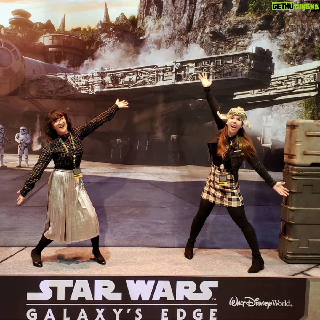 Jenny Nicholson - 4.9K Likes - I can't believe I'm Really Here! At Star Wars Land Galaxy's Edge in Real Life! So far the Millennium Falcon and Stack Of Crates are pretty LIT!